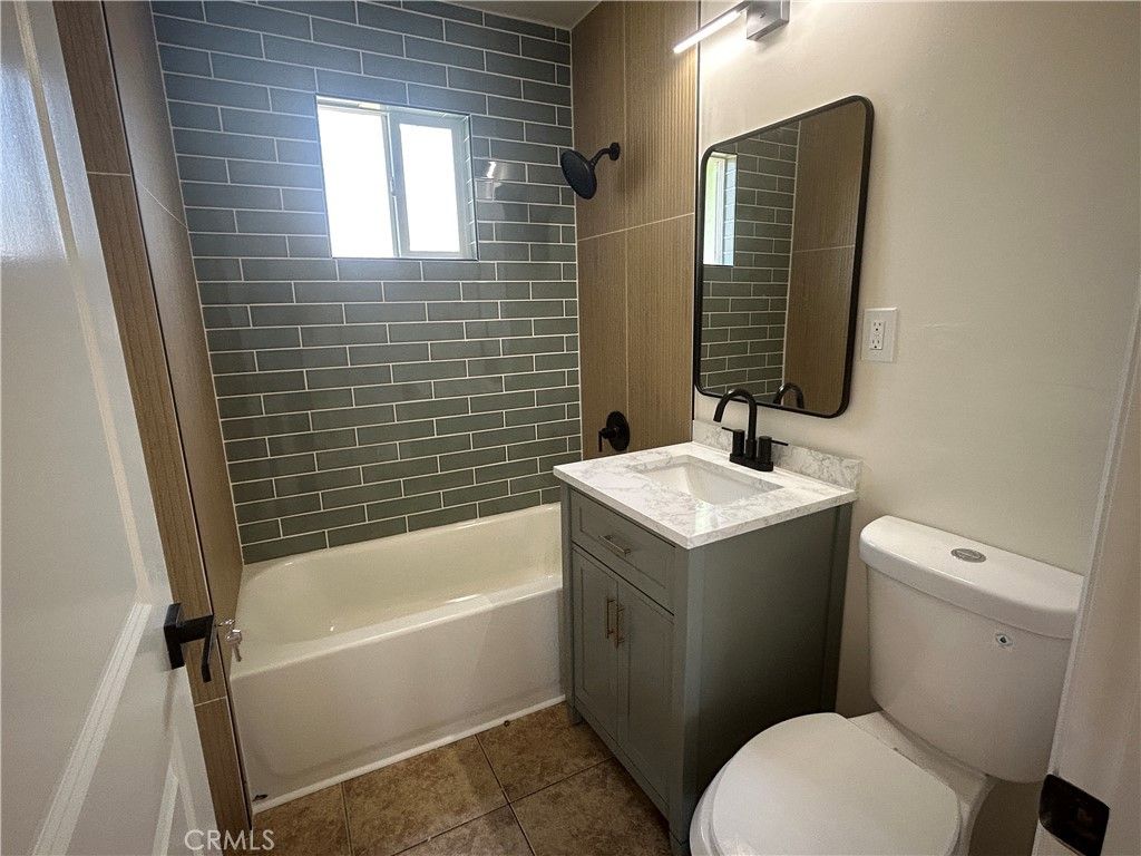 Image 13 of property listing at 1316 Ravenna, Wilmington, CA 90744