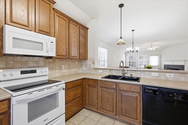 4517 Fir Drive, Fort Worth, TX 76244