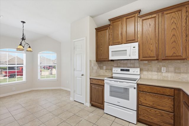 4517 Fir Drive, Fort Worth, TX 76244