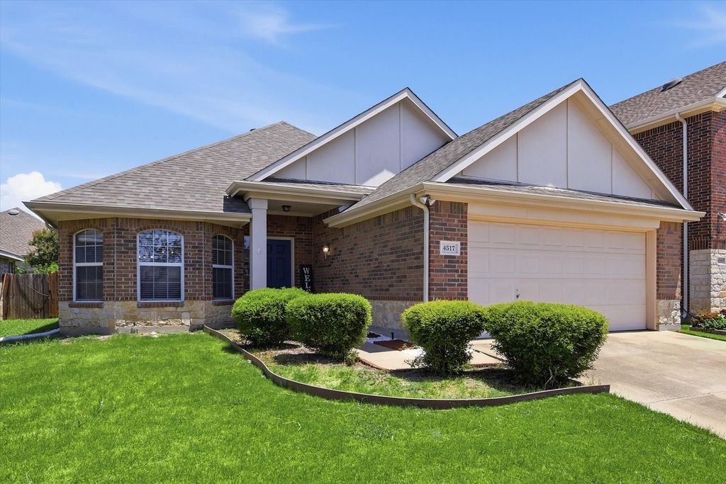 4517 Fir Drive, Fort Worth, TX 76244
