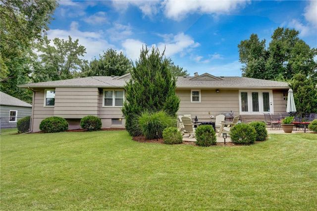 904 W 96TH Street, Kansas City, MO 64114