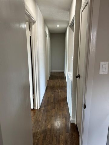 2502 Kingsdale Drive, Deer Park, TX 77536