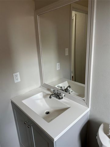 2502 Kingsdale Drive, Deer Park, TX 77536