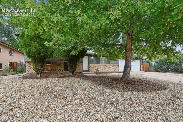 5355 Mule Deer Drive, Colorado Springs, CO 80919