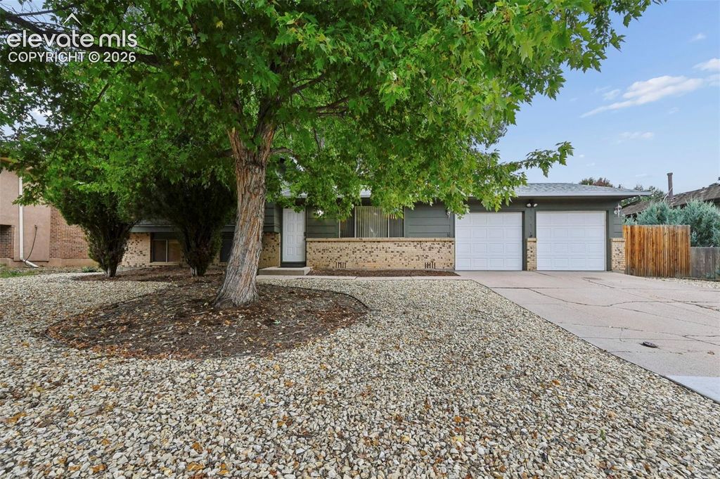 5355 Mule Deer Drive, Colorado Springs, CO 80919