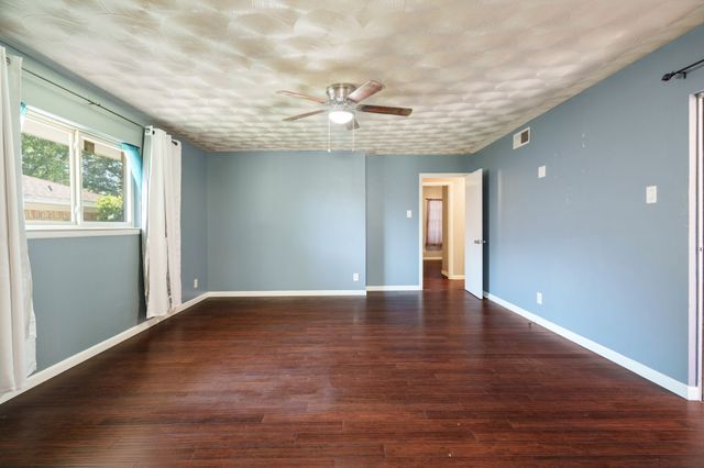 1431 Oak Meadows Drive, Dallas, TX 75232