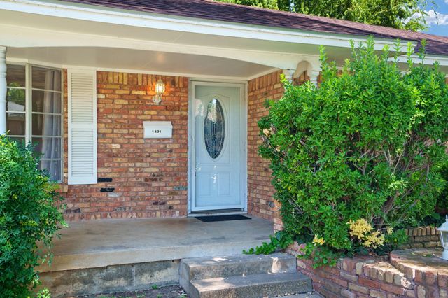 1431 Oak Meadows Drive, Dallas, TX 75232