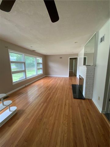 4806 Cleveland Avenue, Kansas City, KS 66104