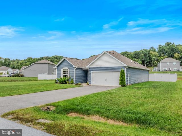 89 RAPPAHANNOCK RUN, Falling Waters, WV 25419