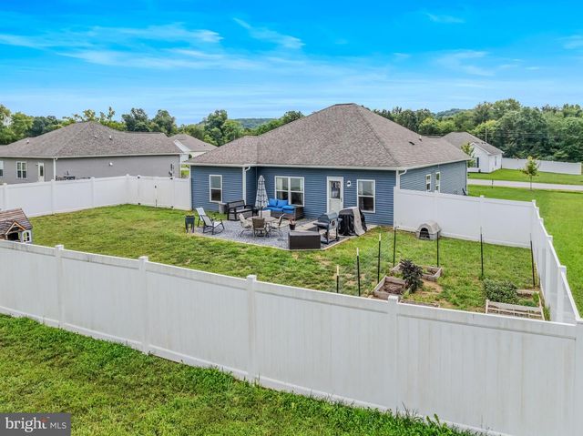 89 RAPPAHANNOCK RUN, Falling Waters, WV 25419