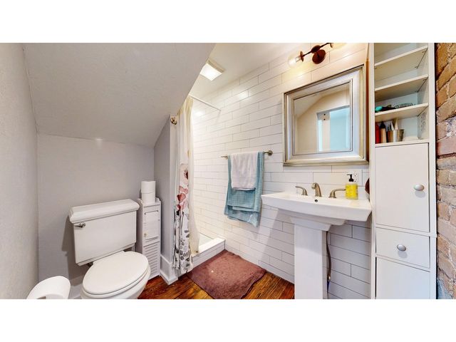 460 W 5th St, Loveland, CO 80537