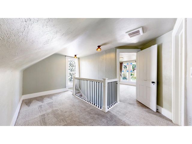 460 W 5th St, Loveland, CO 80537