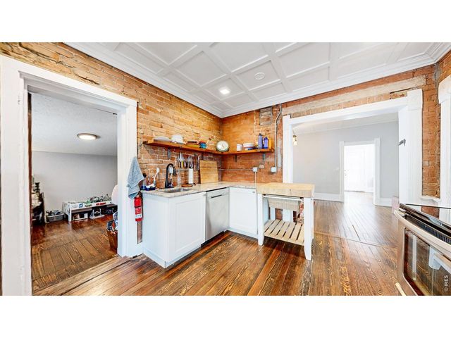 460 W 5th St, Loveland, CO 80537