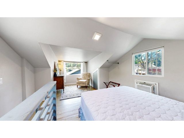 460 W 5th St, Loveland, CO 80537