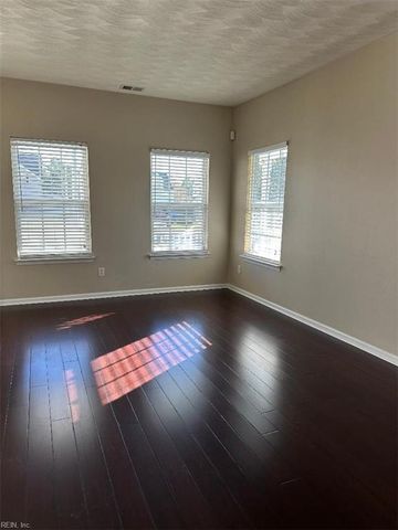 1000 Halter ARCH, Chesapeake, VA 23320
