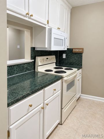 6560 Chaprice Lane, Montgomery, AL 36117