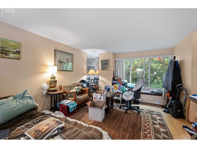 157 WESTBROOK Way, Eugene, OR 97405