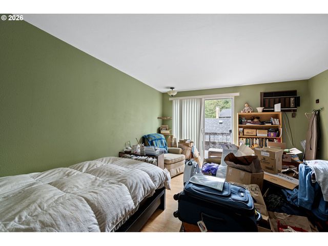 157 WESTBROOK Way, Eugene, OR 97405