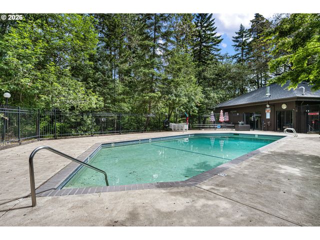 157 WESTBROOK Way, Eugene, OR 97405