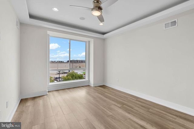 1852 N 4TH ST, Philadelphia, PA 19122