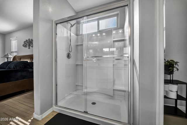 6925 N 88TH Drive, Glendale, AZ 85305