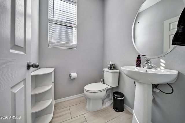 6925 N 88TH Drive, Glendale, AZ 85305