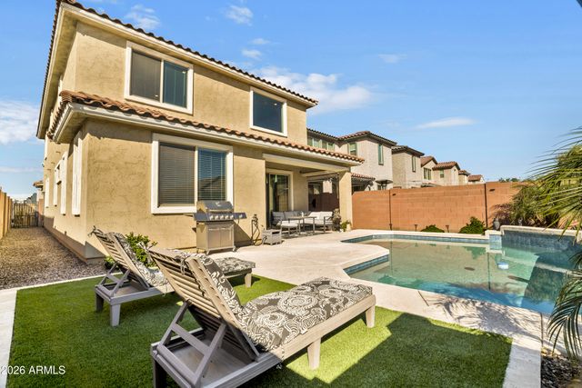 6925 N 88TH Drive, Glendale, AZ 85305