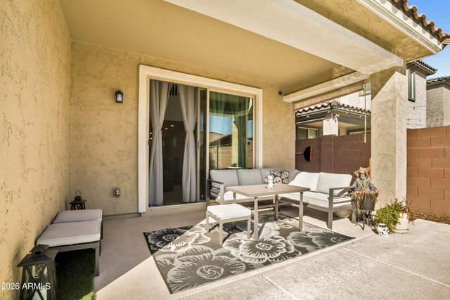 6925 N 88TH Drive, Glendale, AZ 85305