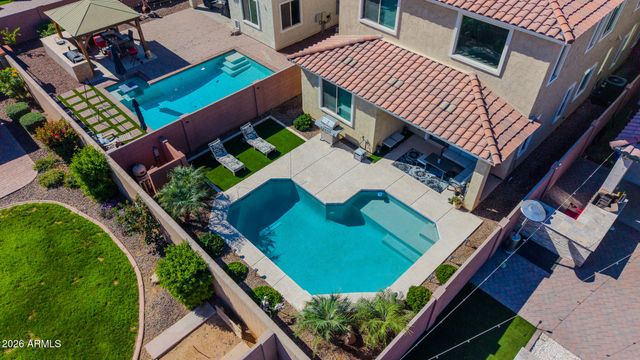 6925 N 88TH Drive, Glendale, AZ 85305