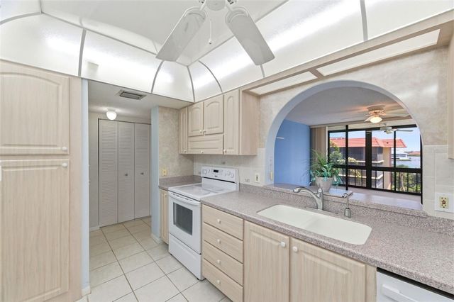 19701 GULF BOULEVARD 417, Indian Shores, FL 33785