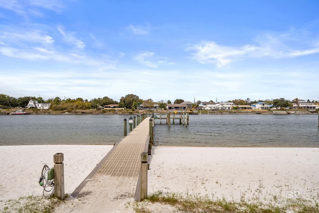 13928 River Road 606, Pensacola, FL 32507