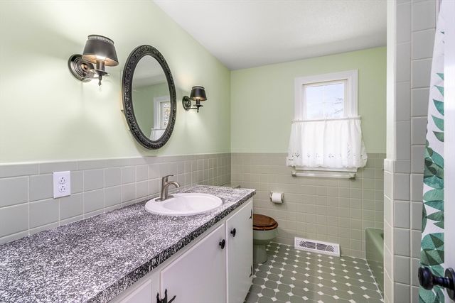 48 Early Red Berry, Yarmouth, MA 02675