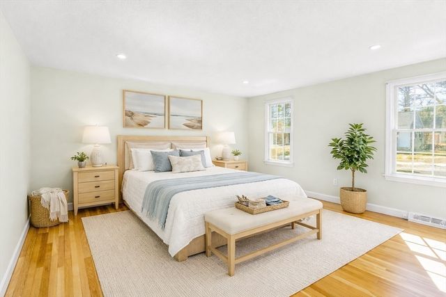 48 Early Red Berry, Yarmouth, MA 02675