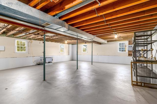 48 Early Red Berry, Yarmouth, MA 02675