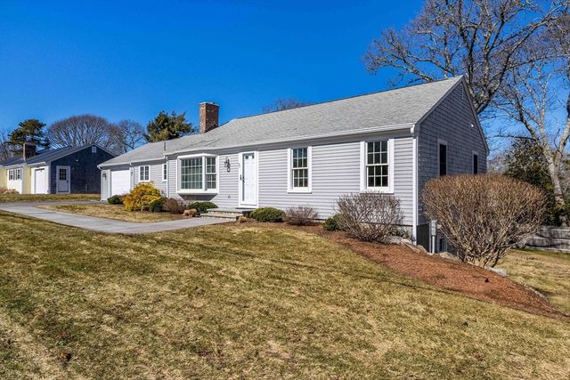 48 Early Red Berry, Yarmouth, MA 02675
