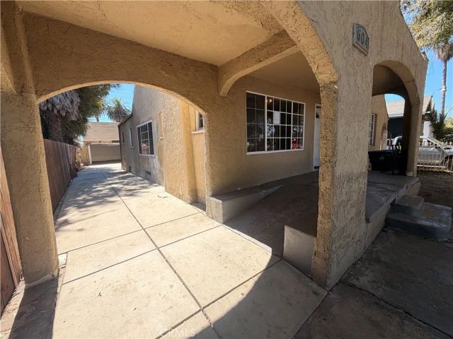 604 W 105th, Los Angeles, CA 90044