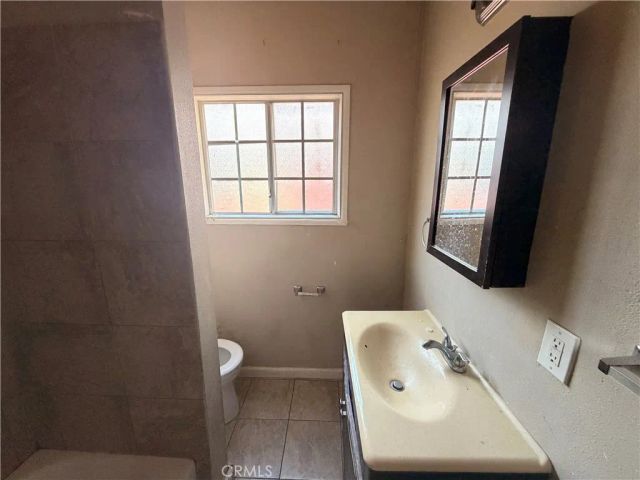 604 W 105th, Los Angeles, CA 90044