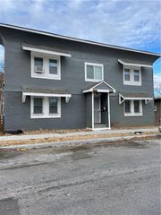 106-108 Bellaire Avenue, Kansas City, MO 64123