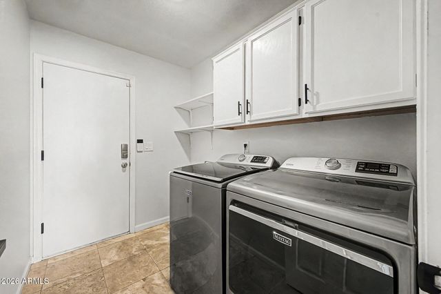 3834 E WINDSONG Drive, Phoenix, AZ 85048