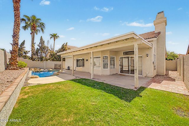 3834 E WINDSONG Drive, Phoenix, AZ 85048