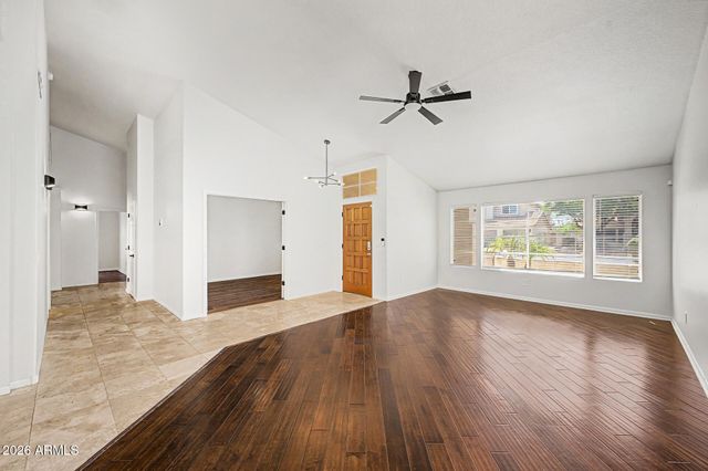 3834 E WINDSONG Drive, Phoenix, AZ 85048