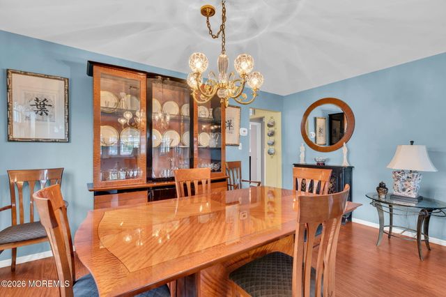 21 Maracaibo Place, Toms River, NJ 08757