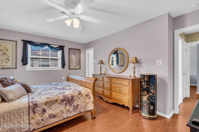 21 Maracaibo Place, Toms River, NJ 08757