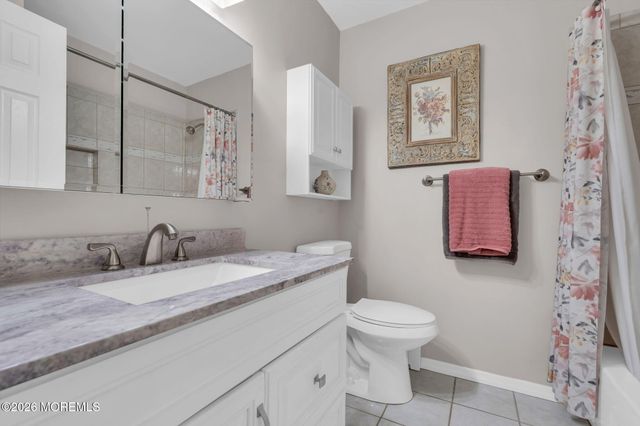 21 Maracaibo Place, Toms River, NJ 08757