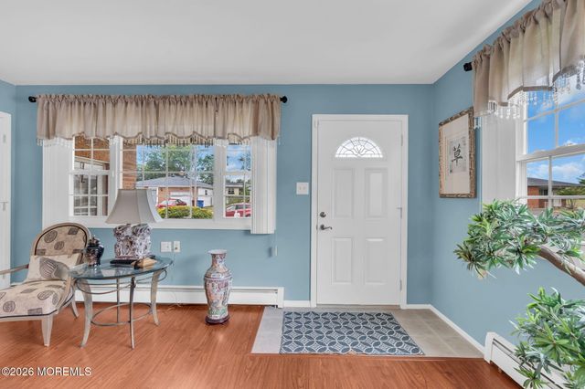 21 Maracaibo Place, Toms River, NJ 08757