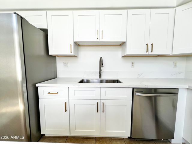 730 S Beck Avenue, Tempe, AZ 85281