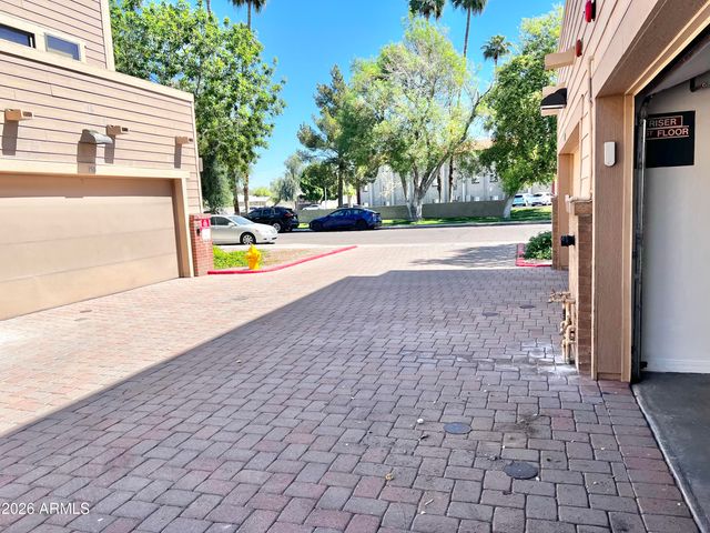 730 S Beck Avenue, Tempe, AZ 85281