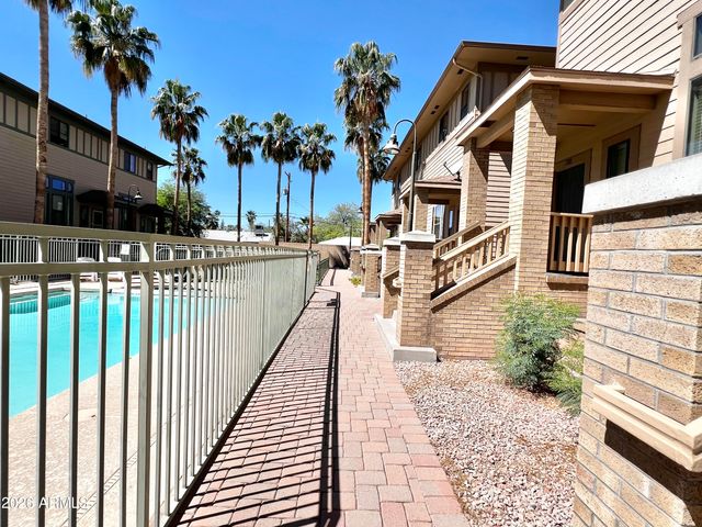 730 S Beck Avenue, Tempe, AZ 85281