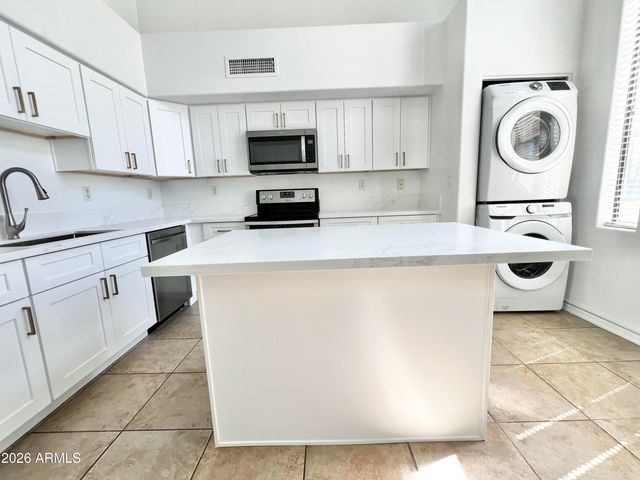 730 S Beck Avenue, Tempe, AZ 85281