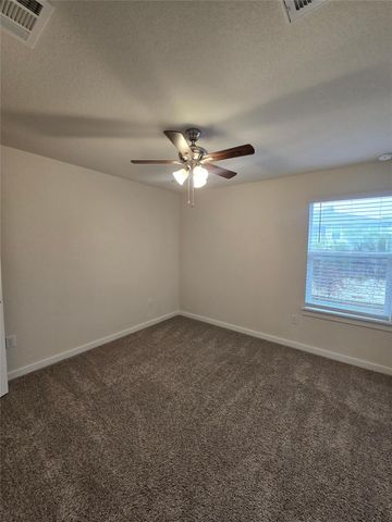 7917 Linnie LN, Austin, TX 78724